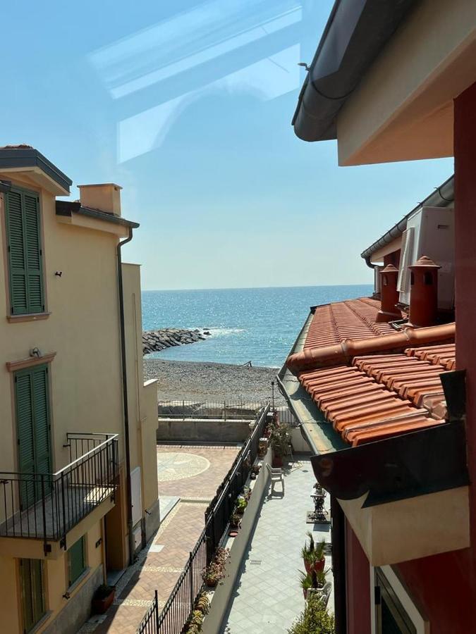 Chery Holiday Home Riva Ligure Exterior foto