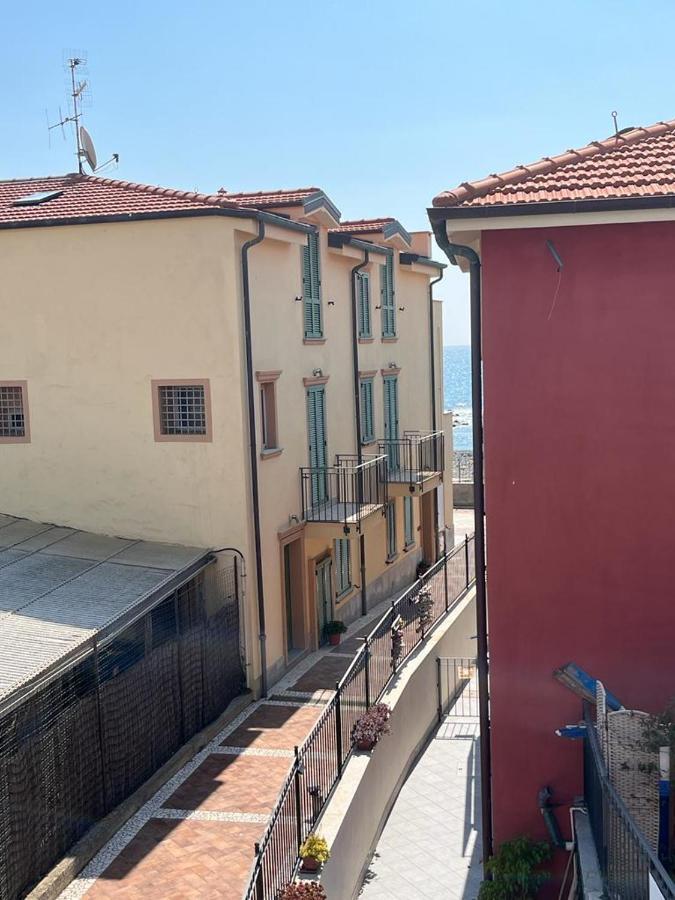 Chery Holiday Home Riva Ligure Exterior foto